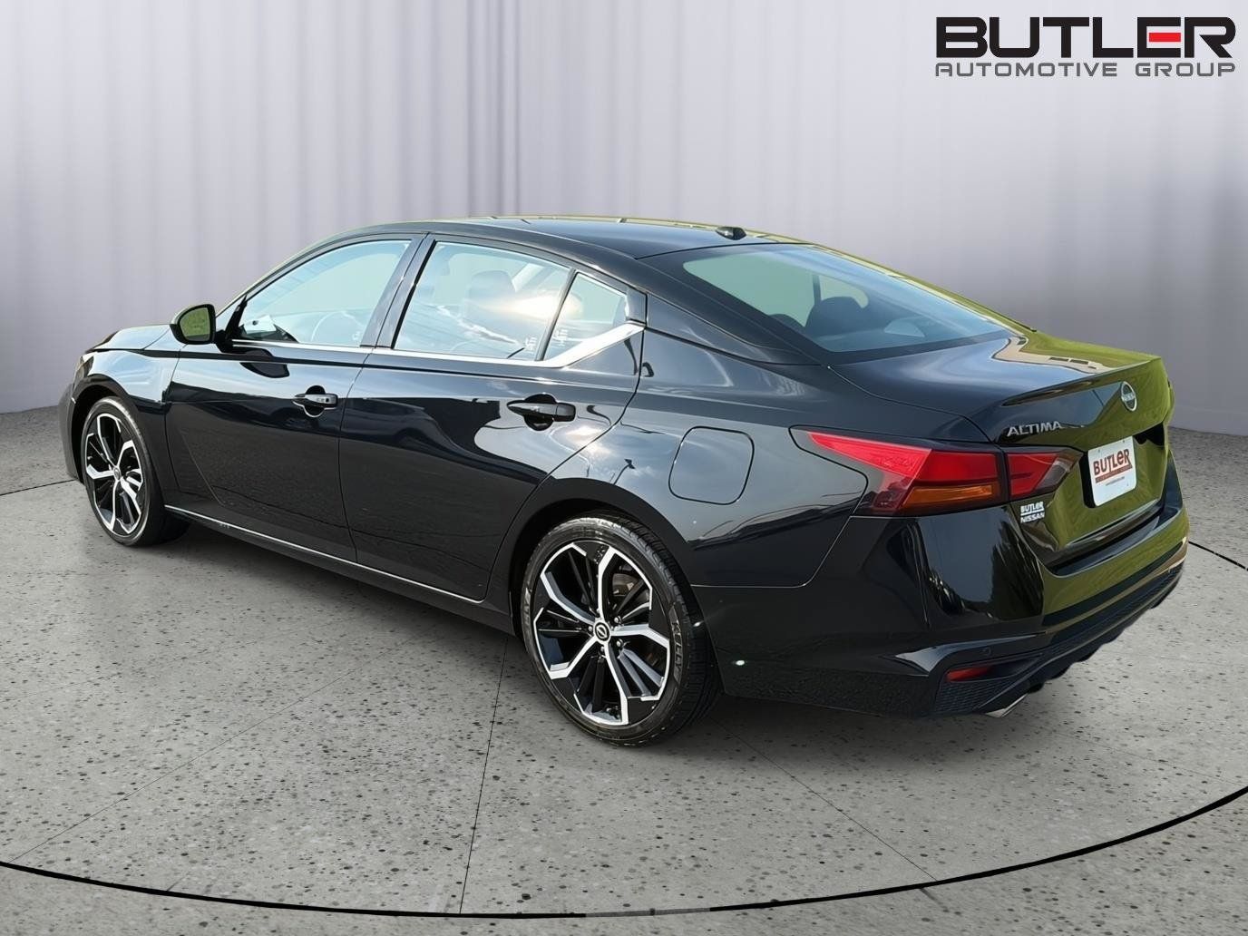Used 2024 Nissan Altima 2.5 SR FWD image 4