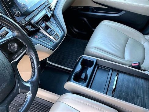 Used 2018 Honda Odyssey EX-L image 15