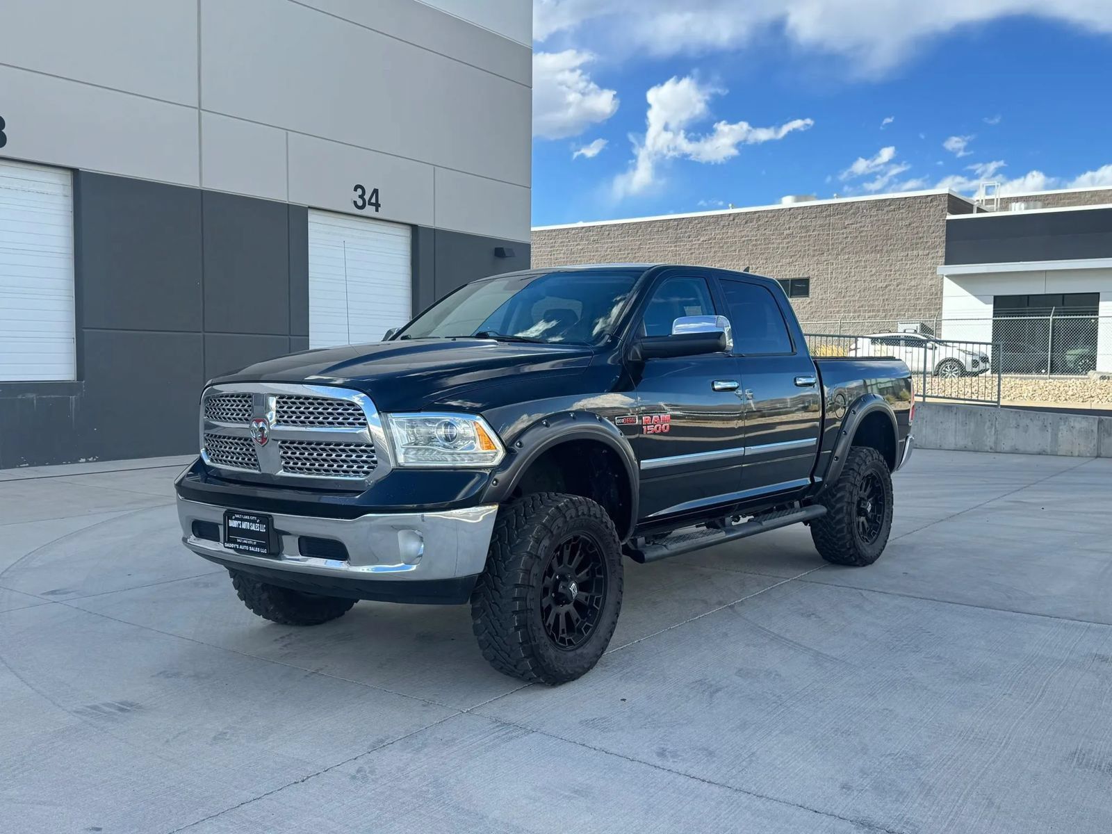 Used 2015 RAM 1500 Laramie w/ Convenience Group AWD/4WD image 1