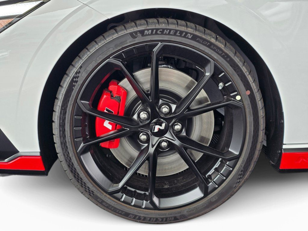 New 2026 Hyundai Elantra N FWD image 11