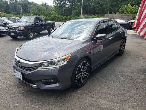 Used 2016 Honda Accord Sport image 4