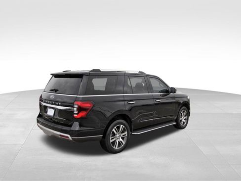 Used 2023 Ford Expedition Limited image 4