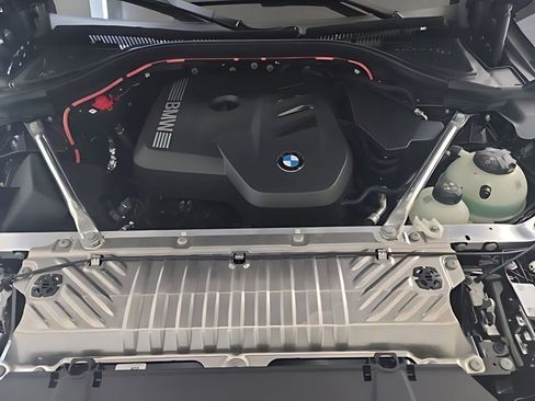 Used 2025 BMW X3 xDrive30i w/ Convenience Package image 19