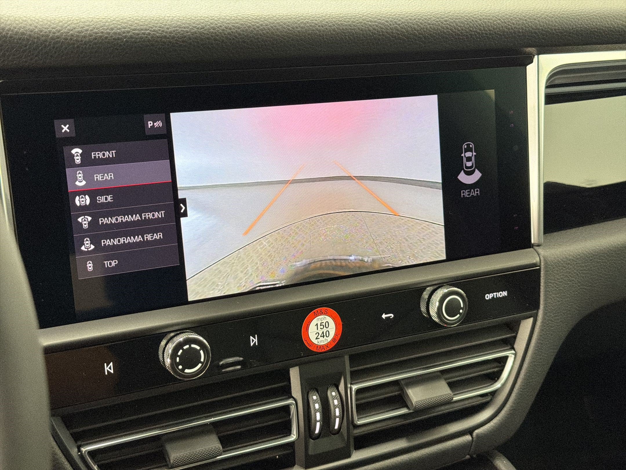 Used 2026 Porsche Macan AWD/4WD image 24