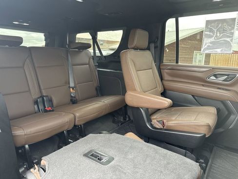 Used 2024 Chevrolet Suburban High Country w/ Max Trailering Package image 22