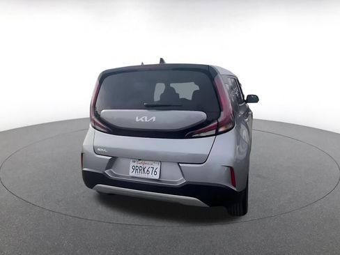 Used 2025 Kia Soul LX w/ LX Technology Package image 15