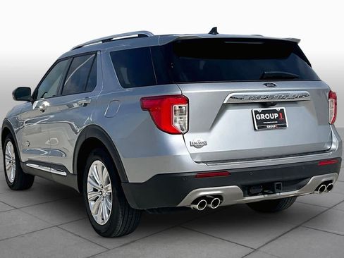 Used 2023 Ford Explorer King Ranch w/ Technology Package RWD image 12