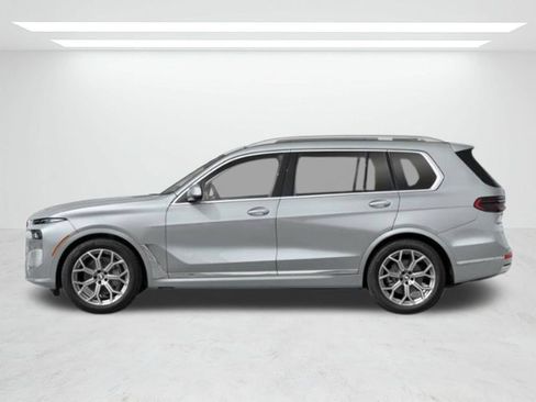 New 2026 BMW X7 xDrive40i w/ Premium Package image 3