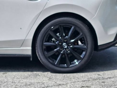 New 2026 MAZDA MAZDA3 2.5 S Hatchback w/ Premium Pkg FWD image 17