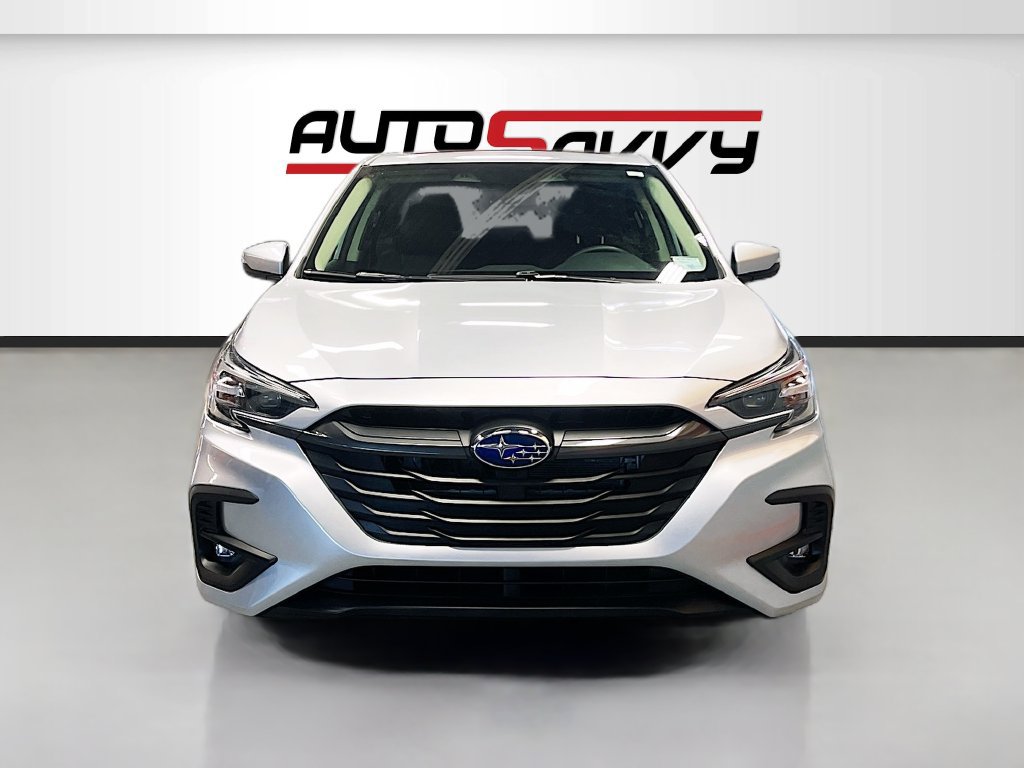 Used 2025 Subaru Legacy Limited AWD/4WD image 2