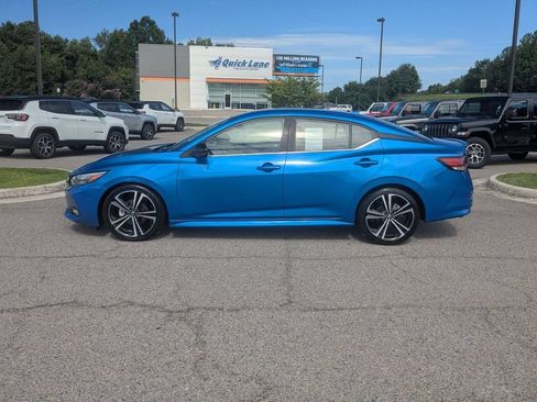 Used 2020 Nissan Sentra SR FWD image 2