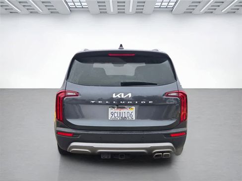 Used 2022 Kia Telluride EX w/ EX Premium Package image 5