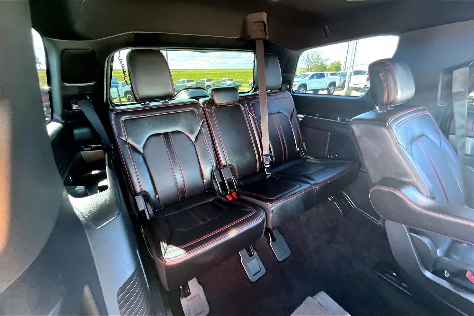 Used 2020 Ford Expedition Limited w/ Equipment Group 303A RWD image 30