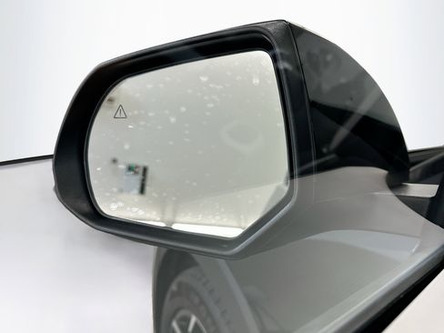 Used 2024 Hyundai Ioniq 5 SEL image 16