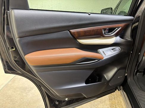 Used 2019 Subaru Ascent Touring image 20