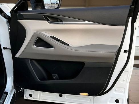 Used 2026 INFINITI QX60 Luxe w/ Cargo Package image 24