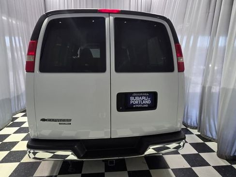 Used 2013 Chevrolet Express 1500 LT w/ LT Preferred Equipment Group RWD image 5