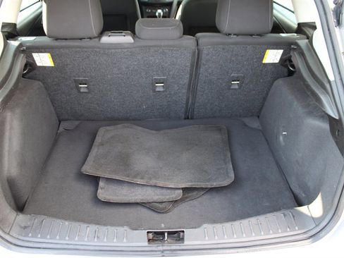 Used 2016 Ford Focus SE image 29