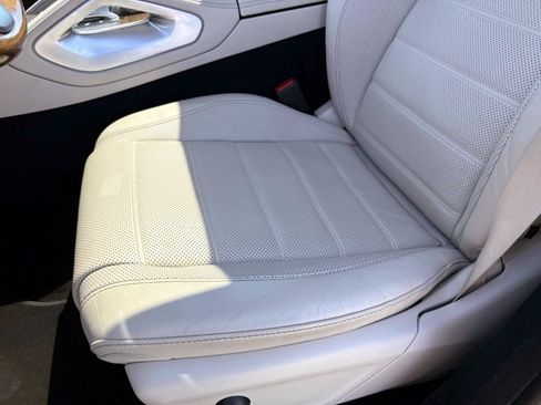 Certified 2022 Mercedes-Benz GLE 450 4MATIC w/ Premium Package image 20