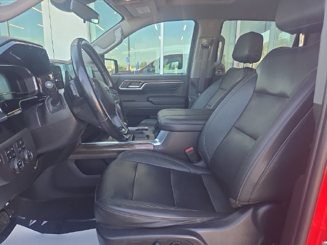 Used 2023 Chevrolet Silverado 1500 LT Trail Boss w/ Convenience Package II AWD/4WD image 9