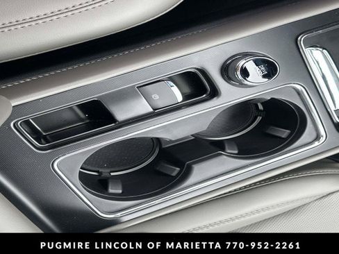 New 2026 Lincoln Corsair Premiere image 33