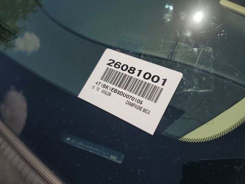 Used 2013 Toyota Avalon Limited image 4