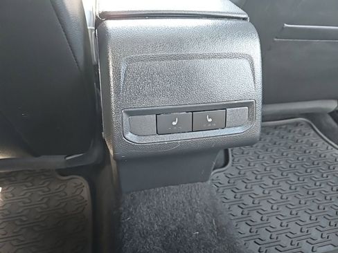 Used 2019 Volkswagen Jetta R-Line image 15