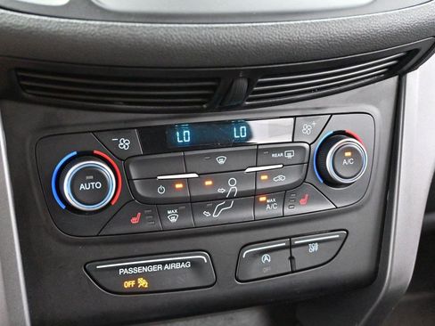 Used 2018 Ford Escape SE w/ SE Sync 3 Package FWD image 23