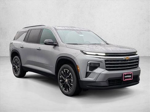 New 2026 Chevrolet Traverse LT w/ Sun and Wheel Package image 6