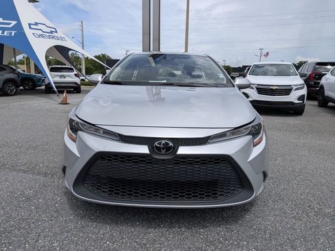 Used 2022 Toyota Corolla LE w/ LE Convenience Package FWD image 8