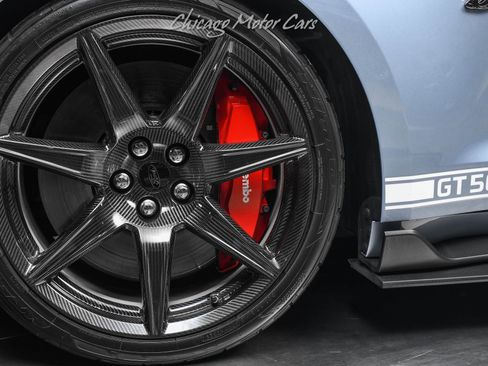 Used 2022 Ford Mustang Shelby GT500 w/ Carbon Fiber Track Pack image 47