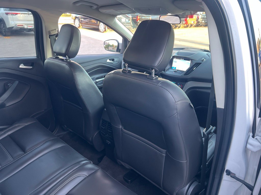 Used 2019 Ford Escape SEL AWD/4WD image 12