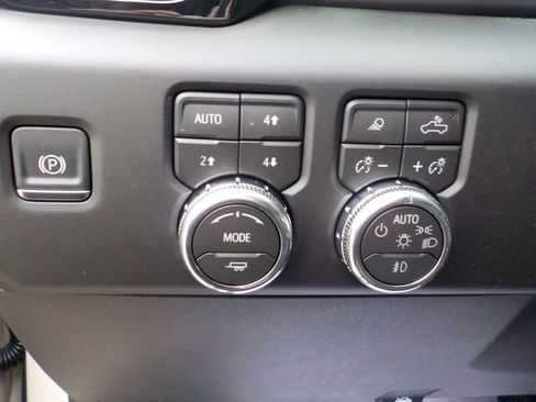 New 2026 GMC Sierra 1500 AT4X AWD/4WD image 24