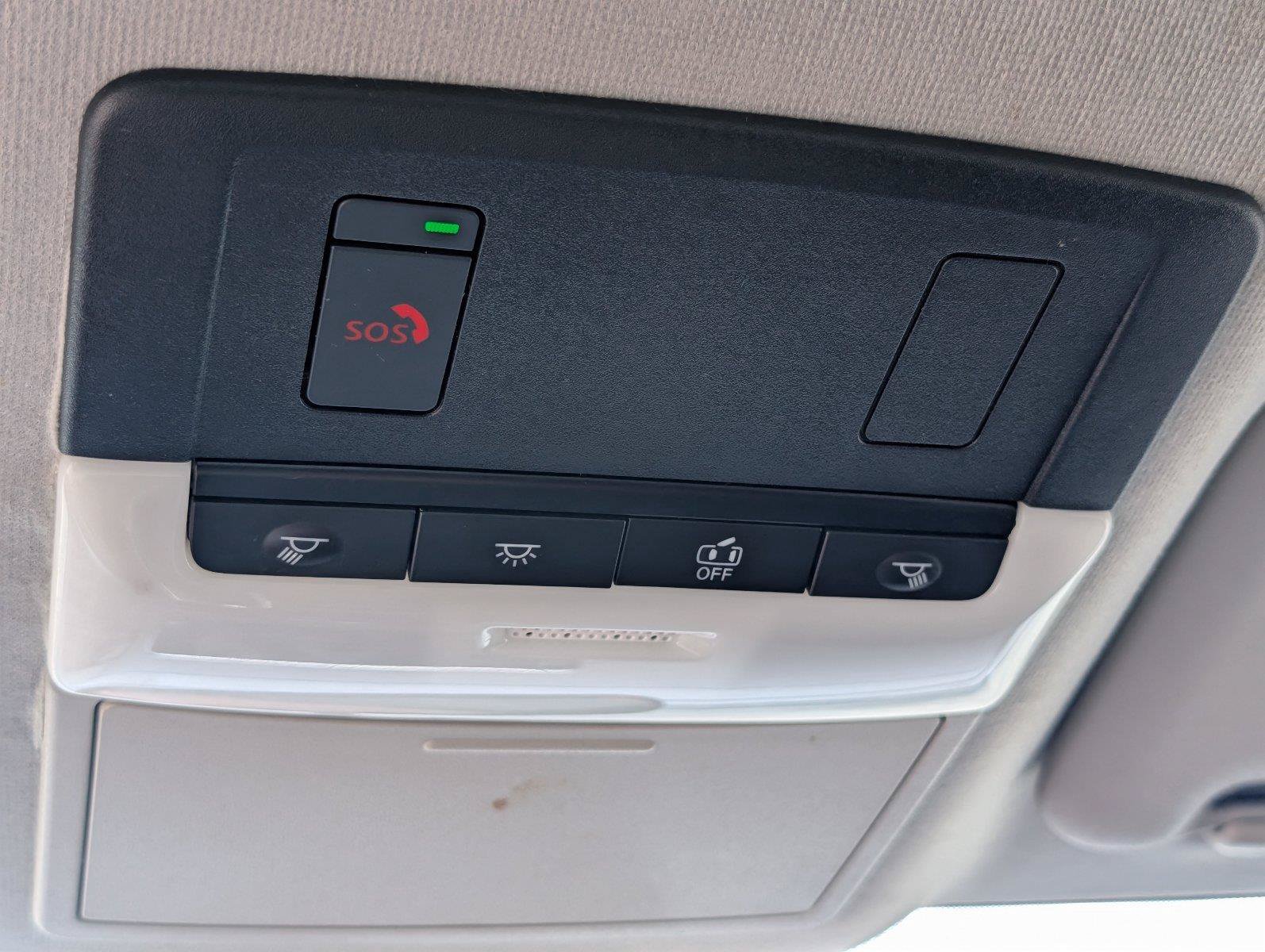 Used 2025 Nissan Sentra SV FWD image 21