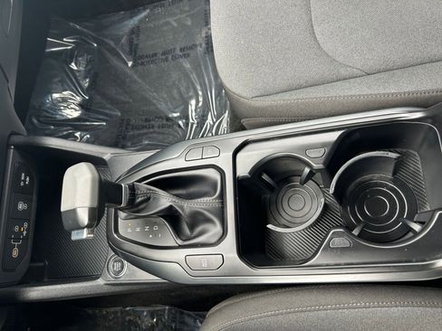 Used 2025 Kia K4 LXS image 42