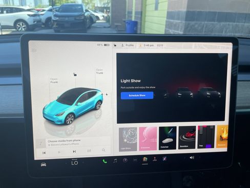 Used 2023 Tesla Model Y Long Range AWD/4WD image 36