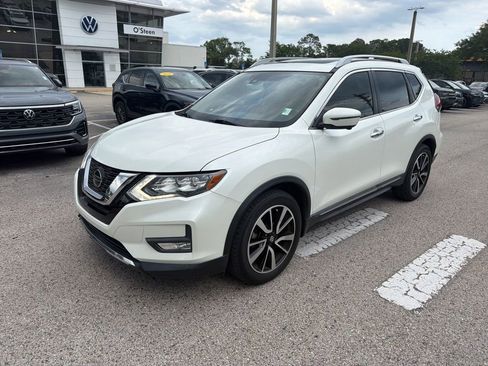 Used 2019 Nissan Rogue SL w/ Premium Package FWD image 24