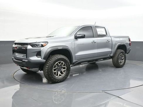 New 2026 Chevrolet Colorado ZR2 w/ Technology Package AWD/4WD image 6