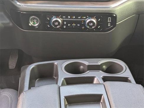 Used 2024 GMC Sierra 1500 SLT image 19