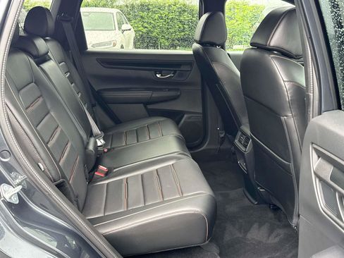 Used 2025 Honda CR-V Sport-L image 18