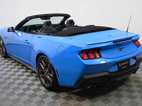 Used 2025 Ford Mustang GT Premium RWD image 12