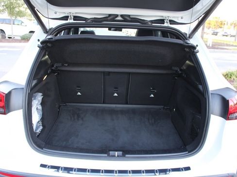 Certified 2023 Mercedes-Benz GLA 250 4MATIC image 35