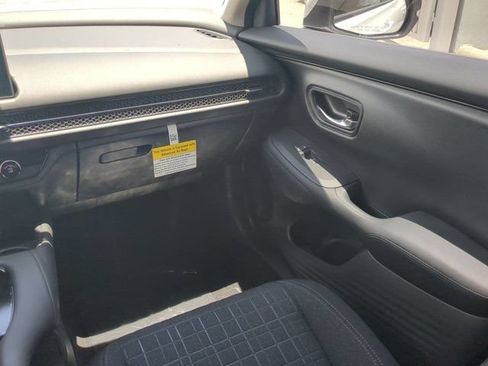 New 2027 Honda HR-V LX image 15