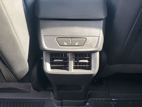 Used 2025 Chevrolet Equinox RS w/ Safety and Technology Package image 21