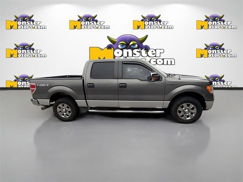 Used 2011 Ford F150 XLT w/ XLT Chrome Pkg image 4
