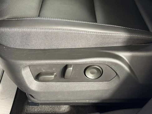 Certified 2024 Buick Envision Preferred AWD/4WD image 25