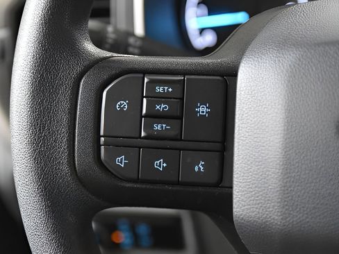 Used 2023 Ford F150 XLT image 11