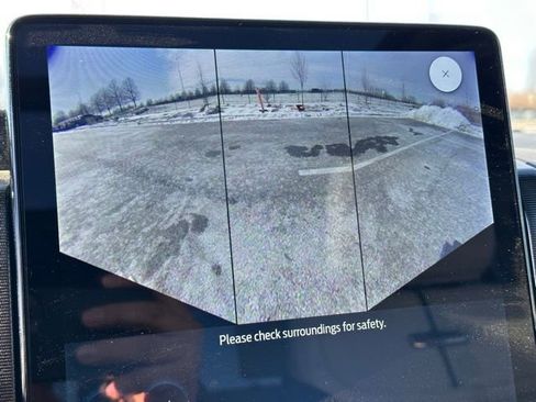 Used 2023 Ford F150 Lightning Platinum image 29