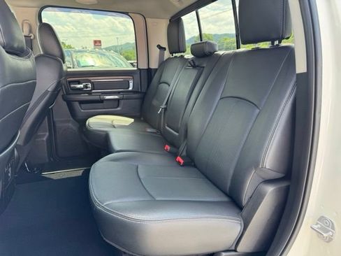 Used 2018 RAM 2500 Laramie w/ Convenience Group AWD/4WD image 12
