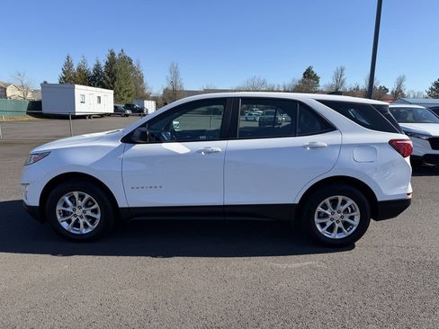Used 2020 Chevrolet Equinox LS w/ LPO, Cargo Package image 5